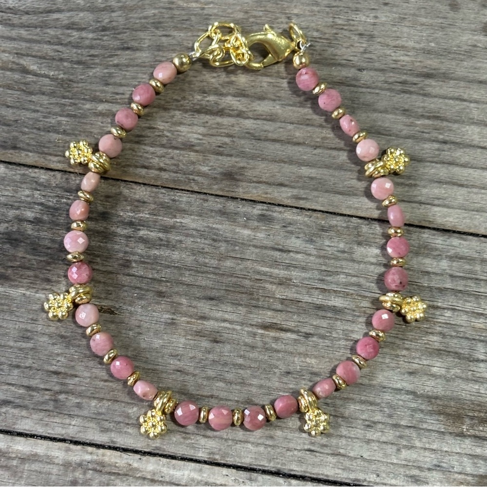 Rhodonite Beaded Pink & Gold Flower Bracelet - Picture 2 of 6